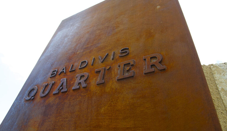 7-baldivis-quarter-entry-signage
