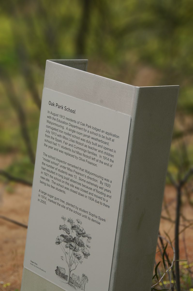 6-oak-park-goomalling-interpretive-wayfinding-signage