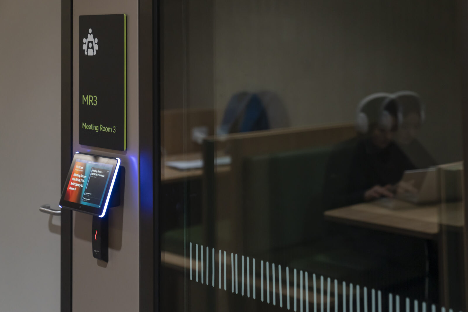 UWA Reid Library Wayfinding Signage Strategy 11